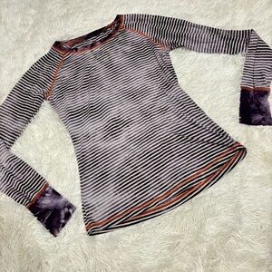 PrAna Long Sleeve Purple & White Striped Top Raglan Sleeves Woman’s Size XS